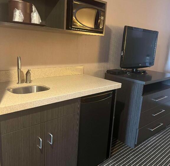 סוויטה, Best Western Plus Rama Inn & Suites