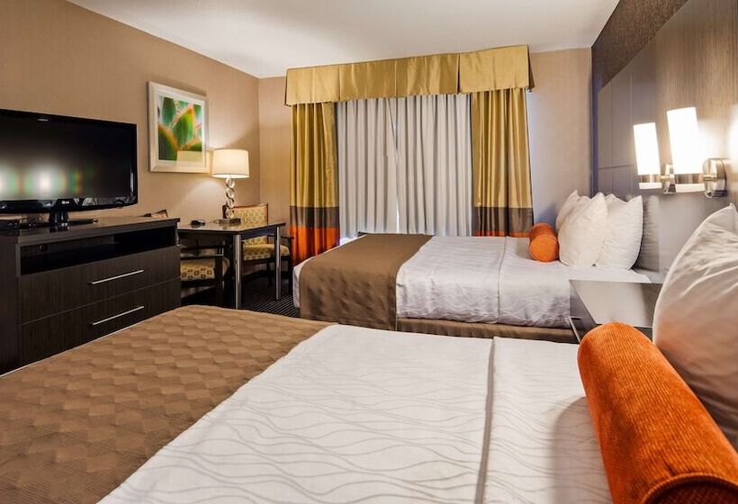 Люкс, Best Western Plus Rama Inn & Suites