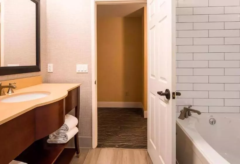 اتاق استاندارد با 2 تخت دوبل, Best Western Plus Stevenson Manor