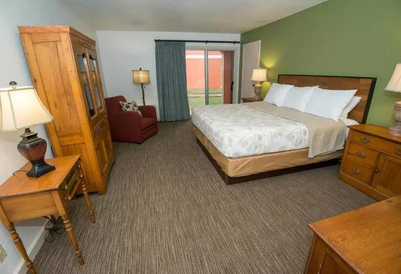 キングサイズベッドのデラックスルーム, Brown County Inn