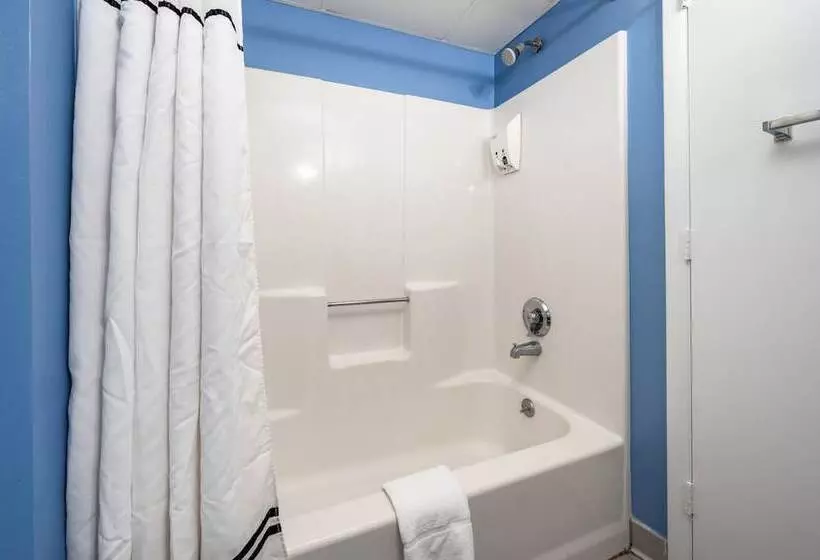 スイート, Cayman Suites