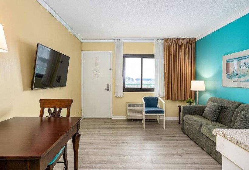 スイート, Cayman Suites