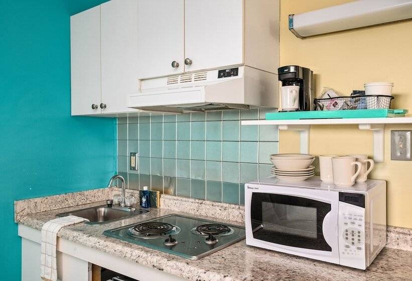 سوییت, Cayman Suites