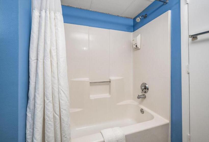 スイート, Cayman Suites