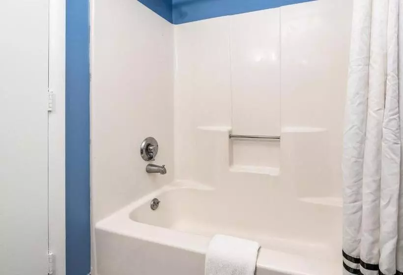 バルコニー付スイート, Cayman Suites