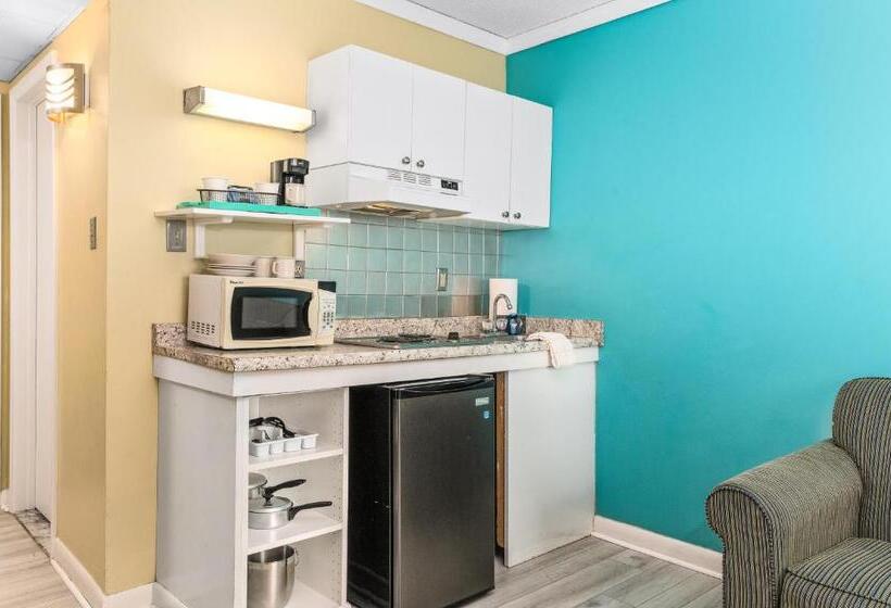 سوئیت با بالکن, Cayman Suites