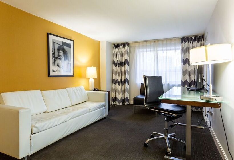סוויטה, Comfort Inn & Suites Baltimore Inner Harbor