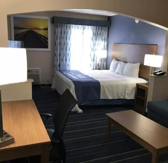 اتاق استاندارد با تخت بزرگ, Days Inn By Wyndham Panama City