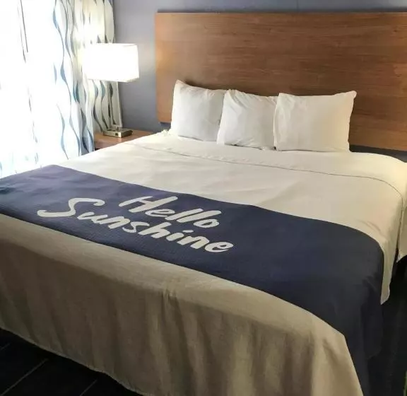 اتاق استاندارد با تخت بزرگ, Days Inn By Wyndham Panama City