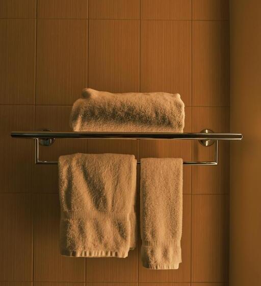 اتاق لوکس با تخت بزرگ, Sirtaj   Beverly Hills