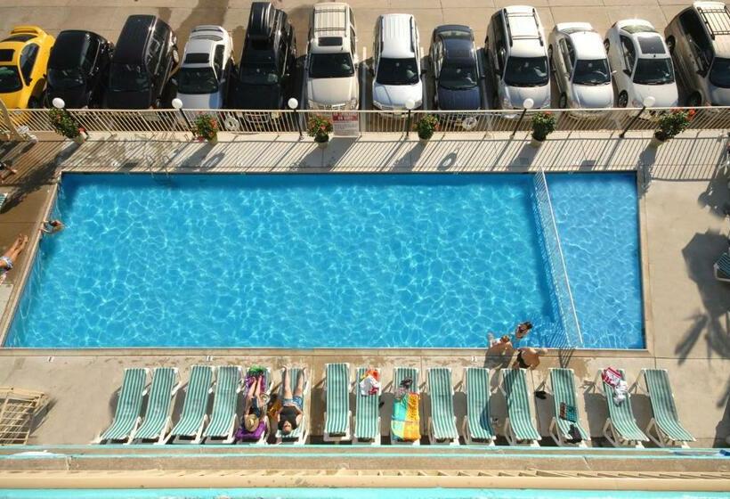 Family Suite, Bristol Plaza Resort Motel