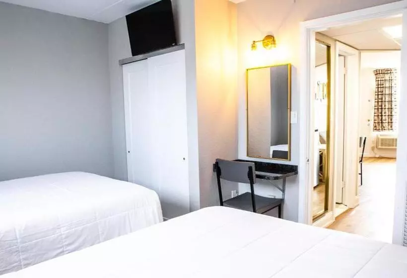 2 Bedrooms Suite Sea View, Bristol Plaza Resort Motel