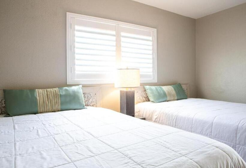 2 Bedrooms Suite Sea View, Bristol Plaza Resort Motel