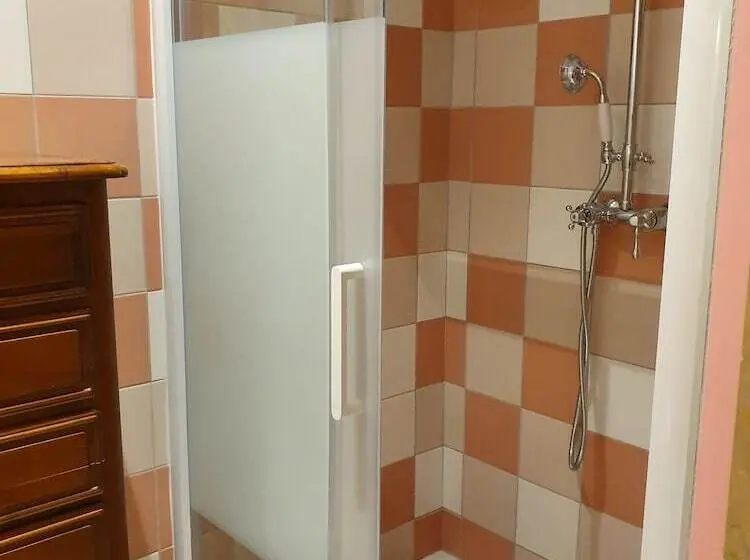 Perhehuone, Domaine Les Bayles Chambres D Hôtes