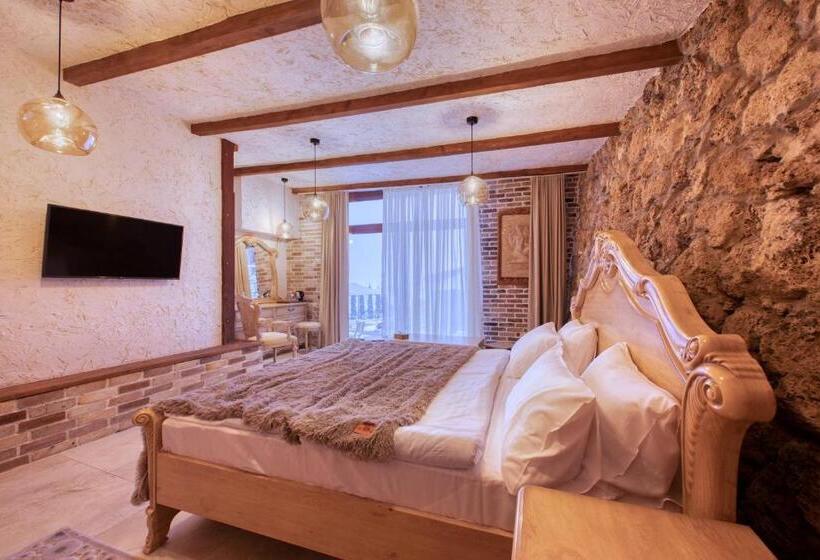 غرفة ديلوكس, Alpine Castle