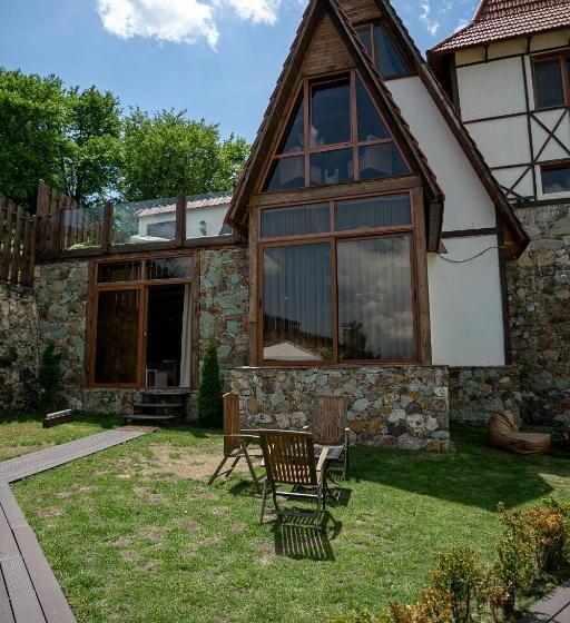 غرفة ديلوكس, Alpine Castle