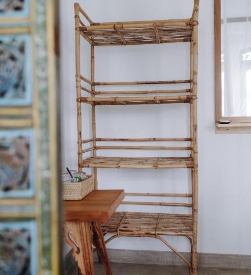 豪华海景房带阳台, Lighthouse Ahangama