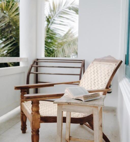 家庭海景房, Lighthouse Ahangama