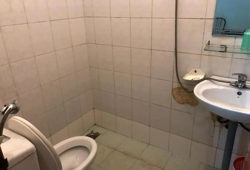 اتاق لوکس, V A Motel