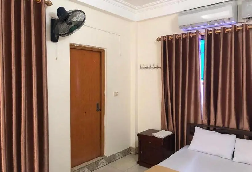 اتاق لوکس, V A Motel
