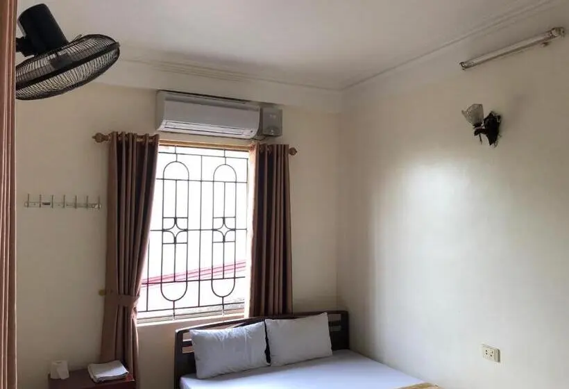 اتاق لوکس, V A Motel