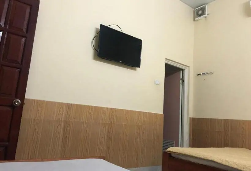 اتاق استاندارد سه نفره, V A Motel