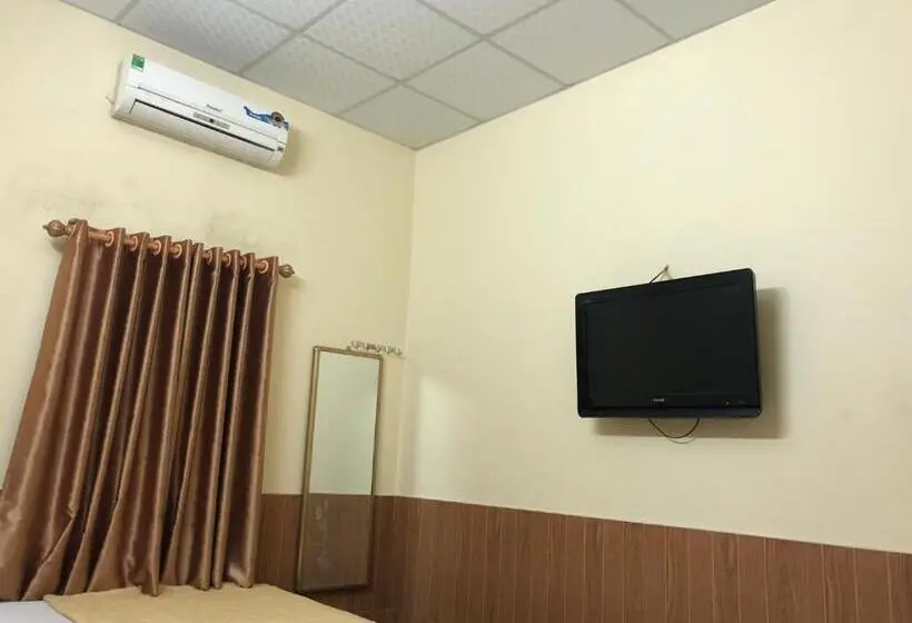 اتاق استاندارد سه نفره, V A Motel