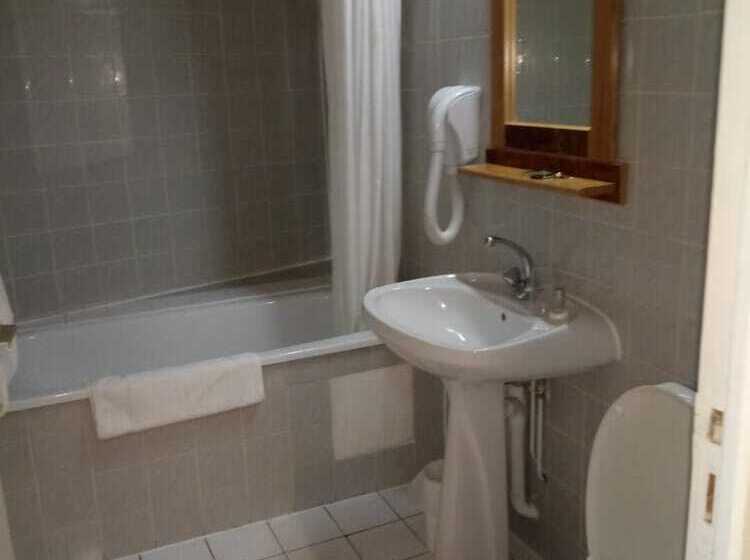 Номер Стандарт, L Hostellerie De La Rivière
