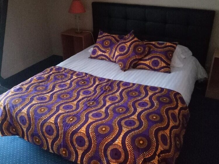 Номер Стандарт, L Hostellerie De La Rivière