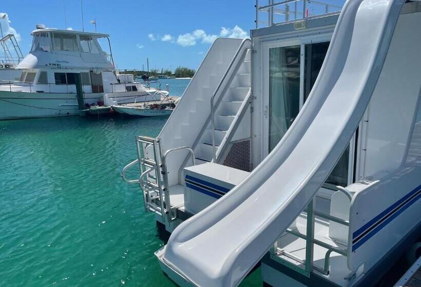 خانه 1 خوابه, St Francis Resort