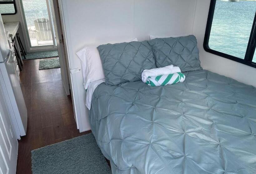 خانه 1 خوابه, St Francis Resort