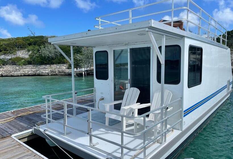 خانه 1 خوابه, St Francis Resort