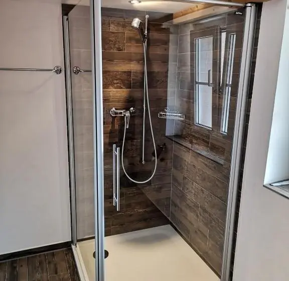 Habitació Estàndard Bany Compartit, B&b Gassa 95