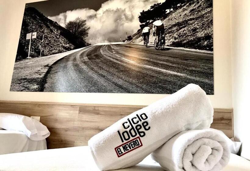 جناح مطلّ علي الجبل, Ciclolodge