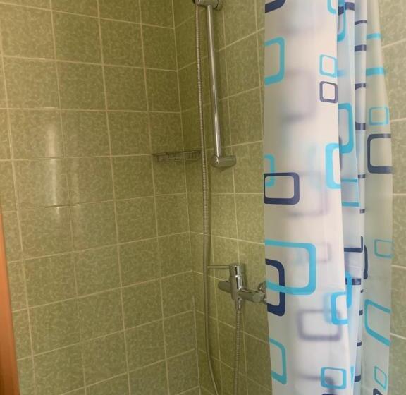 Quarto standart individual, Maien