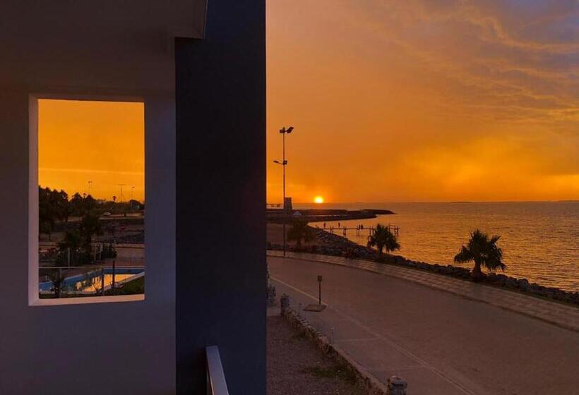 带1个卧室的带海景的公寓, Amanecer Petit