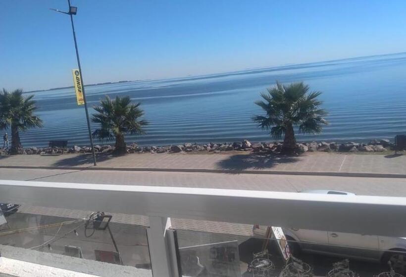 带1个卧室的带海景的公寓, Amanecer Petit