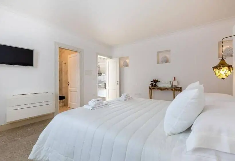 اتاق لوکس, Relais Carlo Alberto