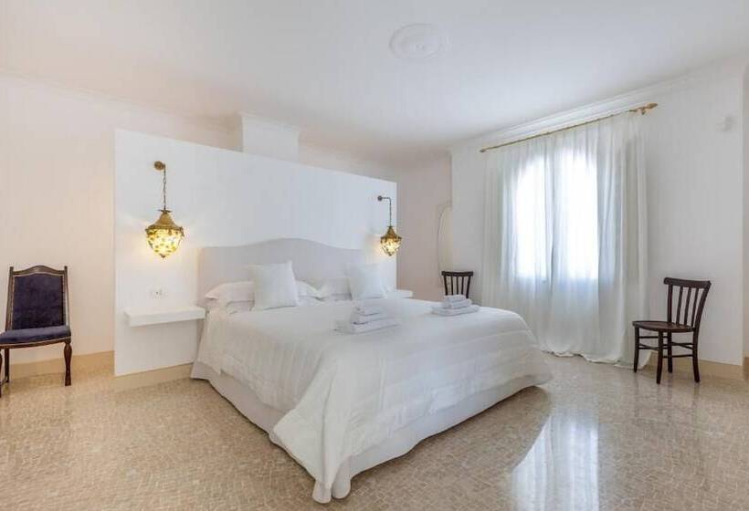 Delüks Oda, Relais Carlo Alberto