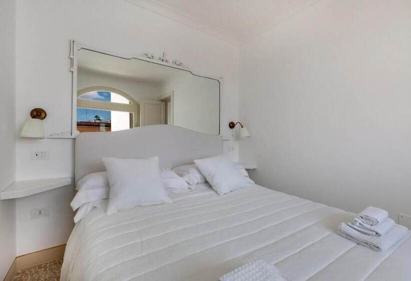 Superior Oda, Relais Carlo Alberto