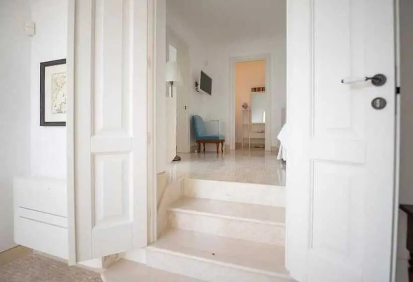 اتاق سوپریور, Relais Carlo Alberto