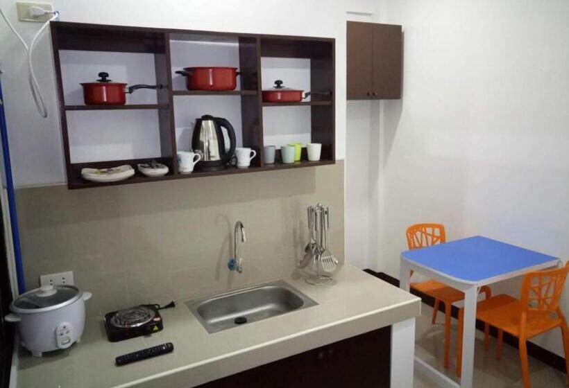 Deluxe-studio, Clark Pad Inn, Angeles City
