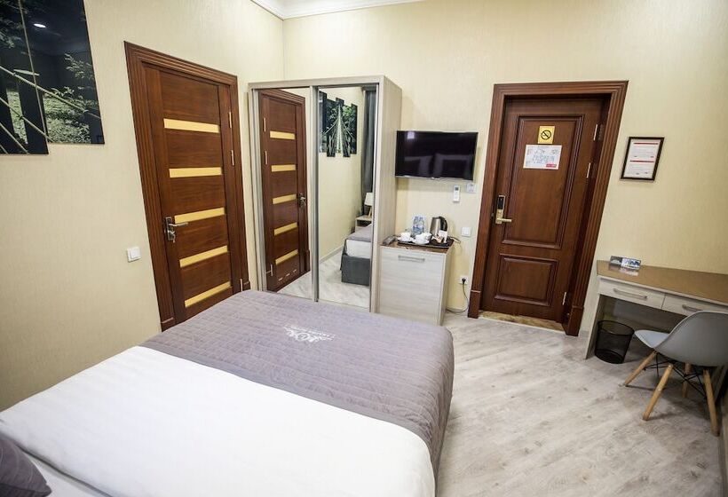 Habitació Estàndard, Leader