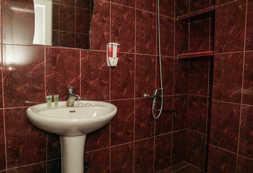 اتاق اکونومی, Venus