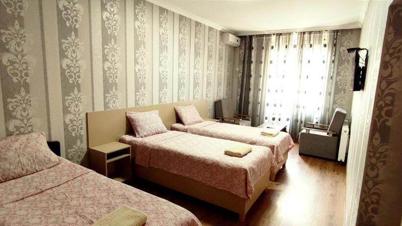 اتاق استاندارد سه نفره, Venus