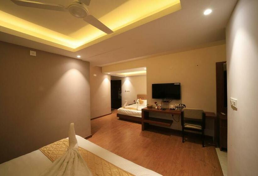 חדר משפחתי, Grand Signature Hotel & Spa