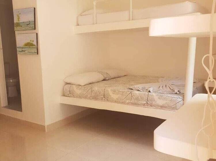 Семейный Номер, Playa Tiburon