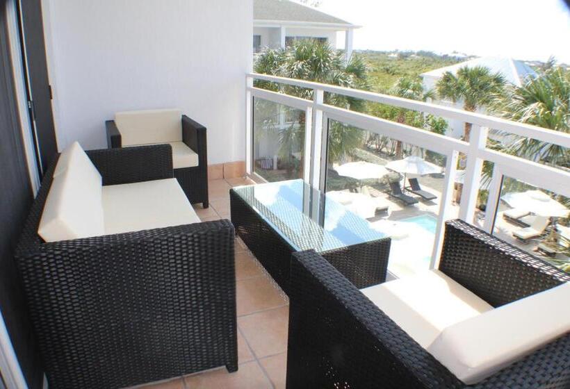 اتاق لوکس خانوادگی, The All New Grace Bay Suites