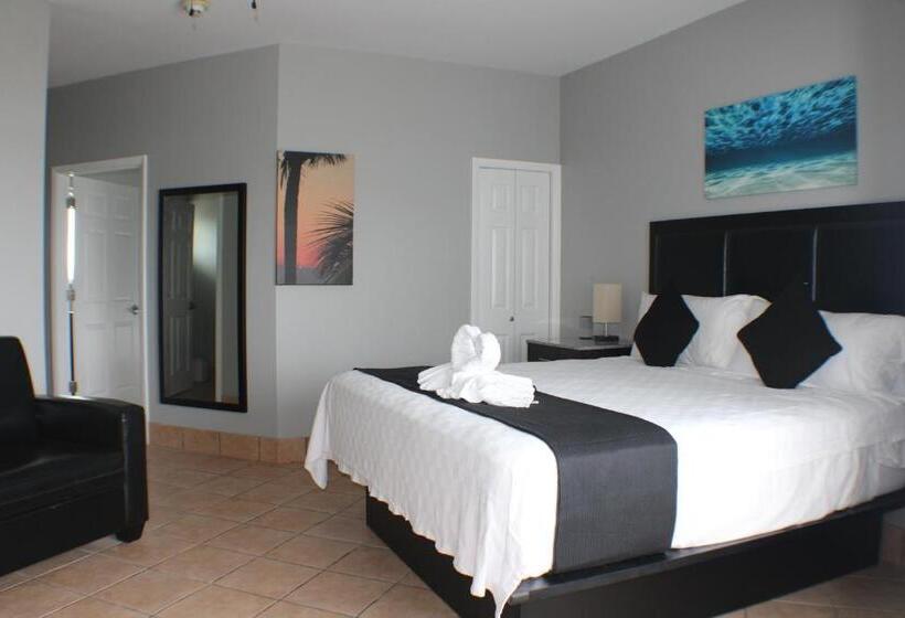 اتاق لوکس خانوادگی, The All New Grace Bay Suites