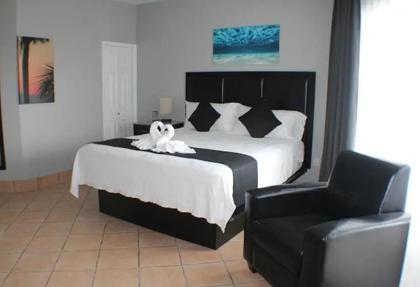 اتاق لوکس خانوادگی, The All New Grace Bay Suites